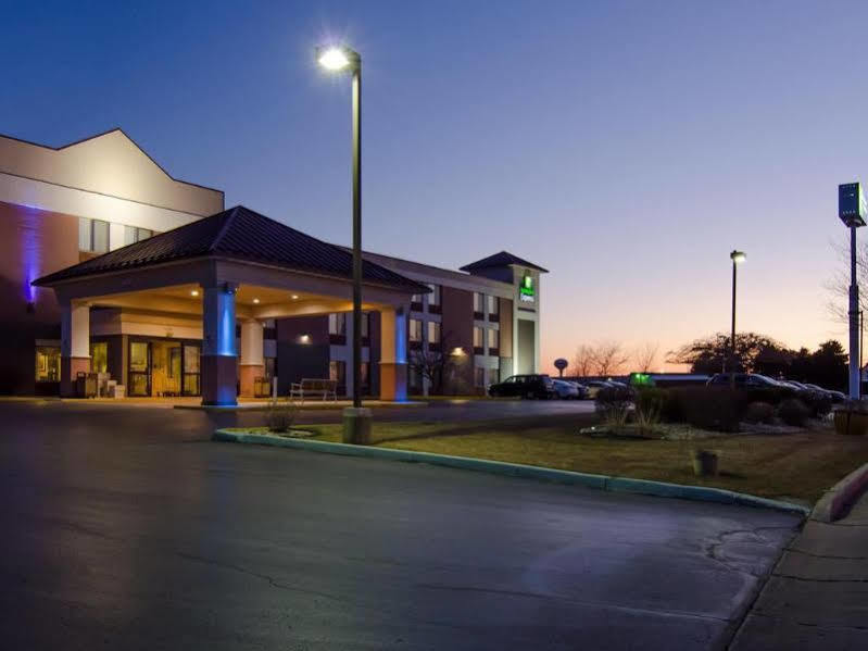 Country Inn & Suites By Radisson Mt. Pleasant-Racine West Wi Sturtevant Zewnętrze zdjęcie